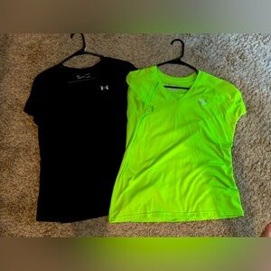Women’s under armour tops